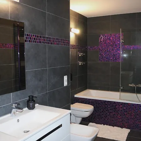 Yr Im Stadtzentrum - Billardtisch - Parkplatz - 140qm Apartment *