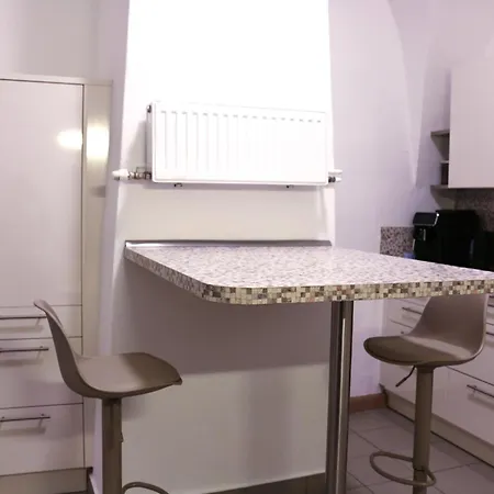 Yr - Stadtzentrum - Billardtisch - Parkplatz - 140qm - Kaffee 아파트 바우트젠