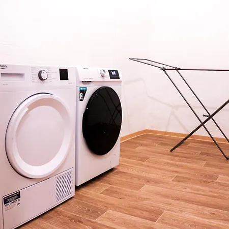 Yr - Stadtzentrum - Billardtisch - Parkplatz - 140qm - Kaffee 아파트 바우트젠