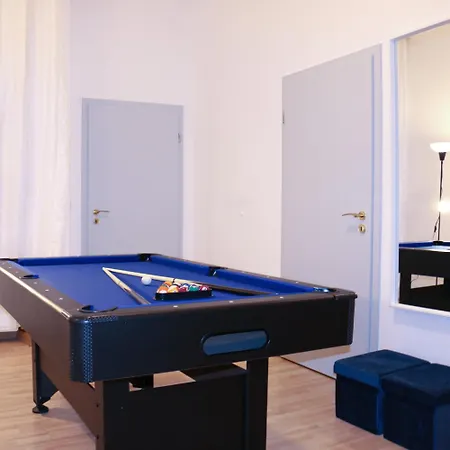 Apartmán Yr - Stadtzentrum - Billardtisch - Parkplatz - 140qm - Kaffee